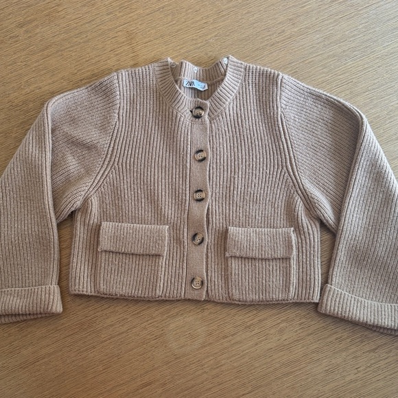 Zara Sweaters - Zara Neutral Ribbed Button-Front Cardigan in Light Beige